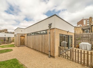 Properties let in Woodland Mews - SE13 7LA view1