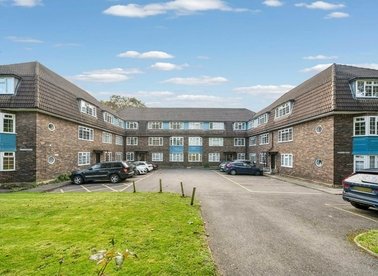 Properties let in Woodside Court - W5 3JD view1