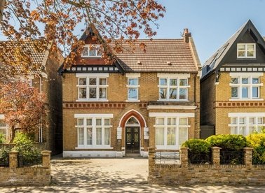 Properties to let in Woodville Road - W5 2SE view1