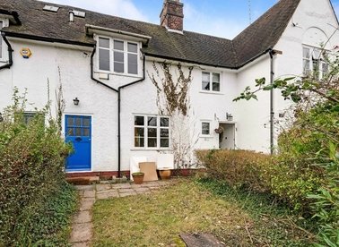 Properties let in Wordsworth Walk - NW11 6AU view1