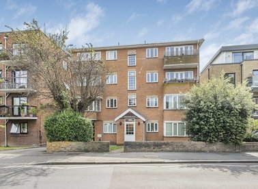 Properties let in Worple Road - SW20 8QA view1