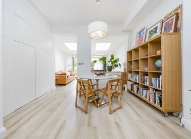 Properties to let in Wrottesley Road - NW10 5UY view1