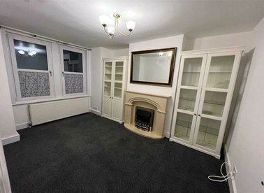 Properties to let in York Road - TW11 8SL view1