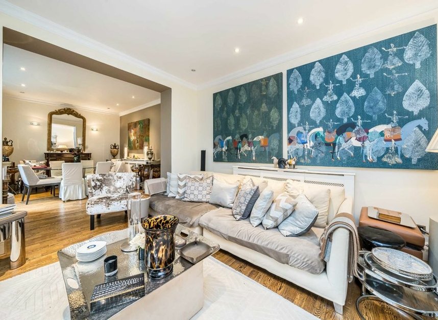 Properties for sale in Abbey Road - NW8 0AU view2