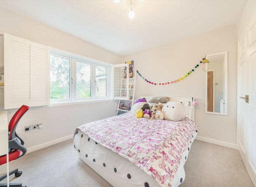 Properties sold in Acacia Road - TW12 3DP view10