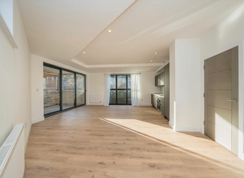 Properties for sale in Acacia Road - SW16 5PP view2