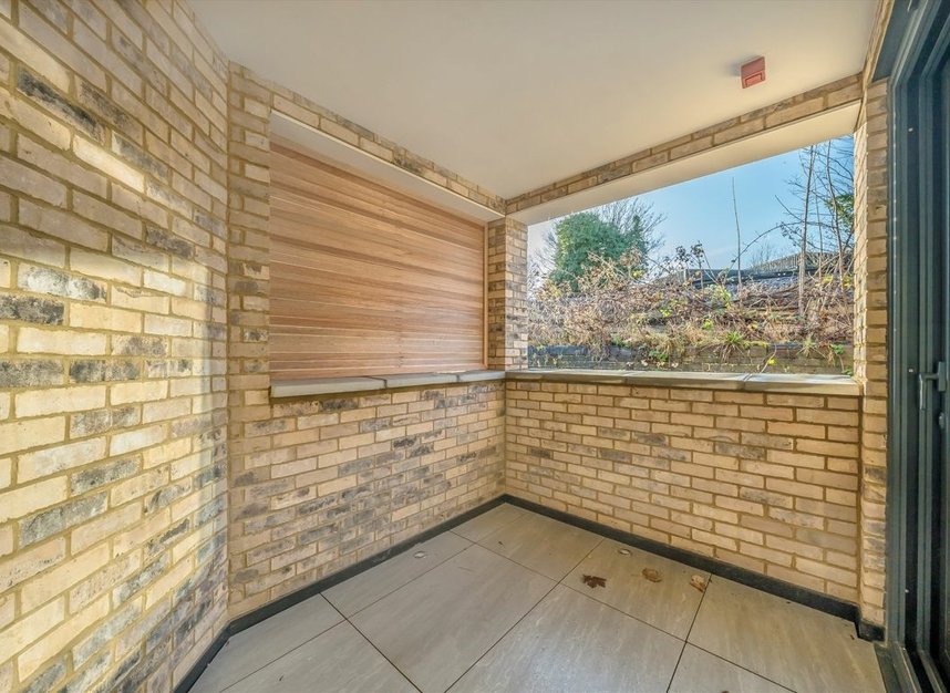 Properties for sale in Acacia Road - SW16 5PP view4