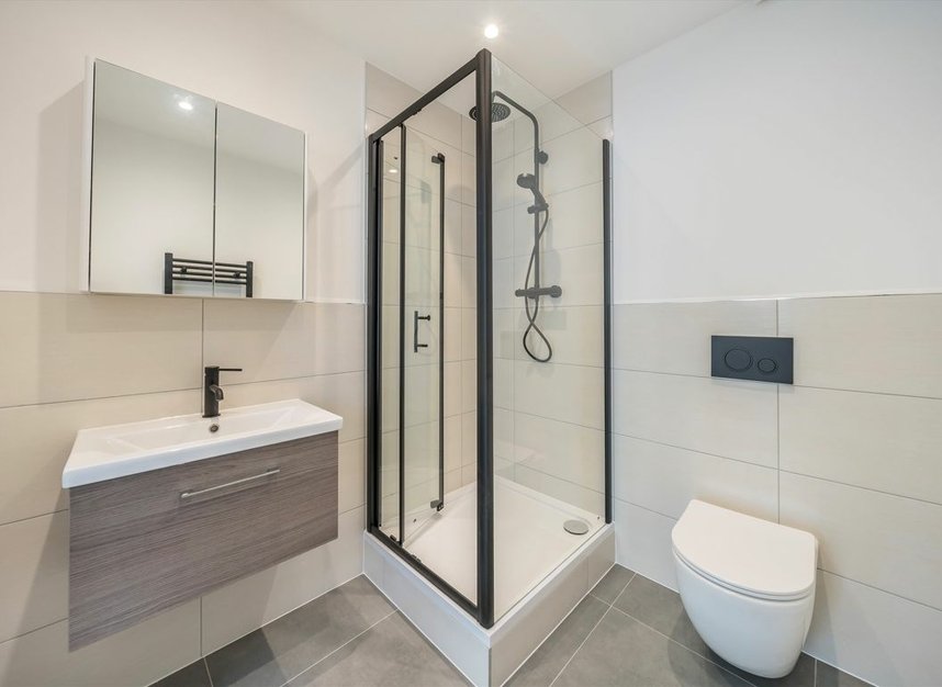 Properties for sale in Acacia Road - SW16 5PP view6