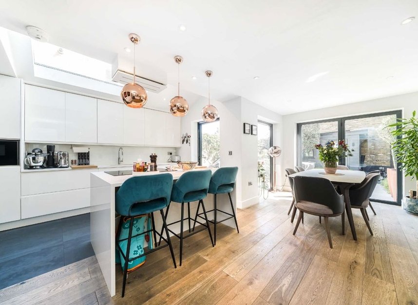 Properties for sale in Acton Lane - W3 8NR view2
