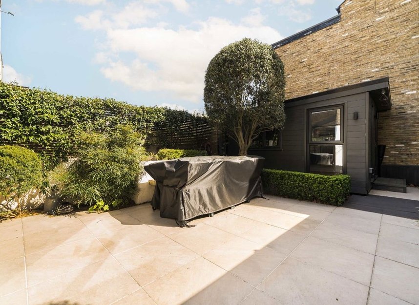 Properties for sale in Acton Lane - W3 8NR view6