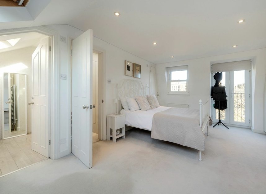 Properties for sale in Agate Road - W6 0AH view21