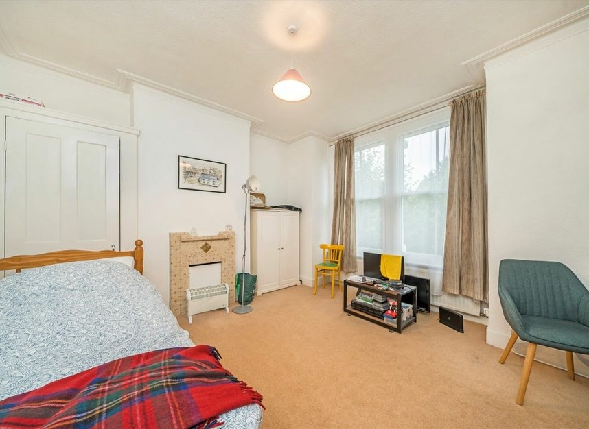 Properties for sale in Albany Road - SW19 8JD view3