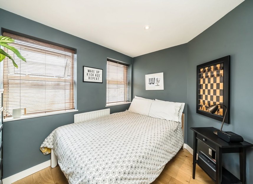Properties for sale in Alexandra Park Road - N10 2DP view4