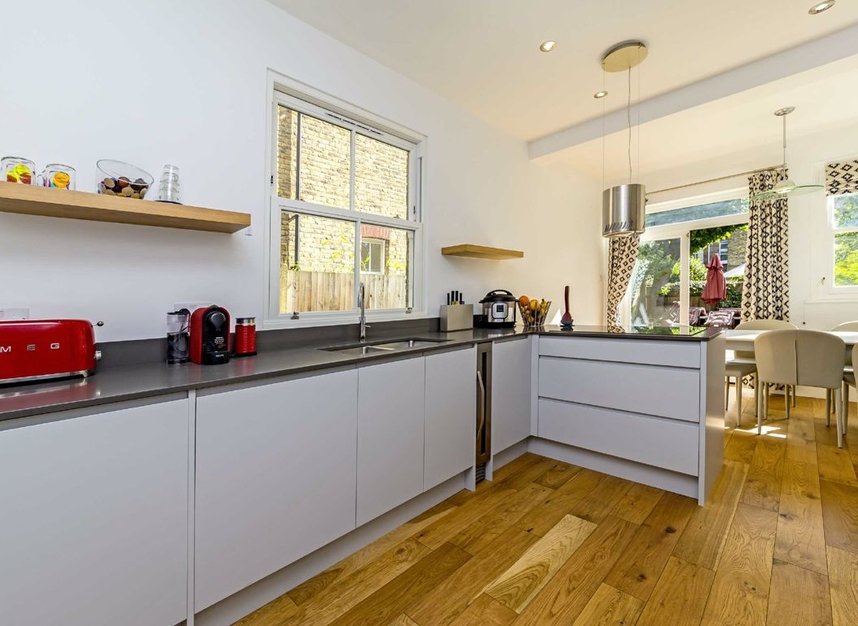 Properties for sale in Alexandra Road - W4 1AX view4