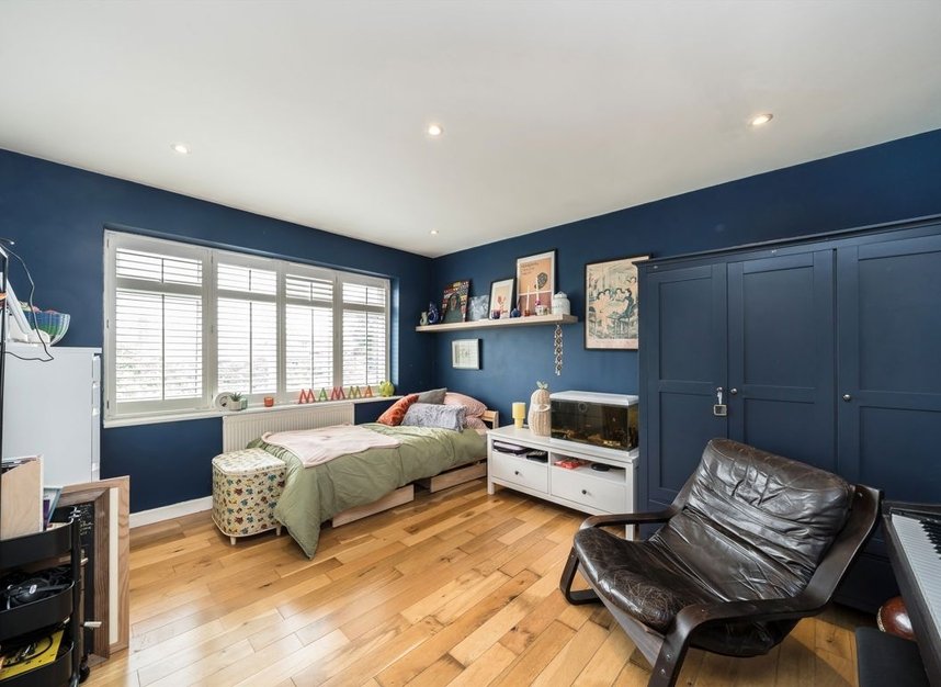 Properties for sale in Alma Road - N10 2NG view5