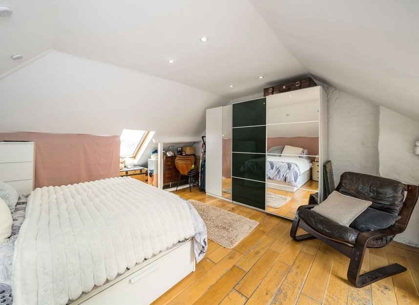 Properties for sale in Alma Road - N10 2NG view6
