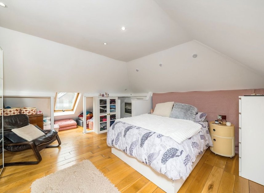 Properties for sale in Alma Road - N10 2NG view7