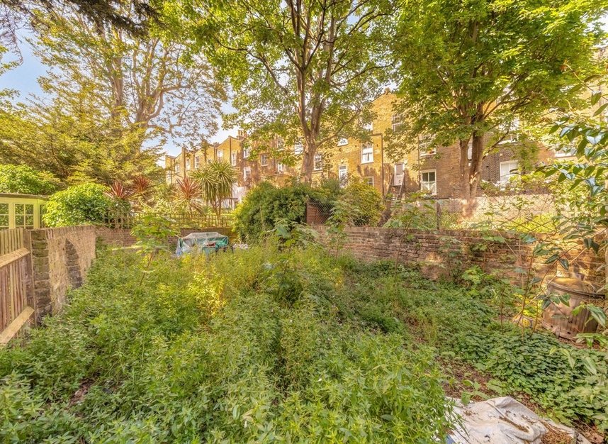 Properties for sale in Almorah Road - N1 3ER view4