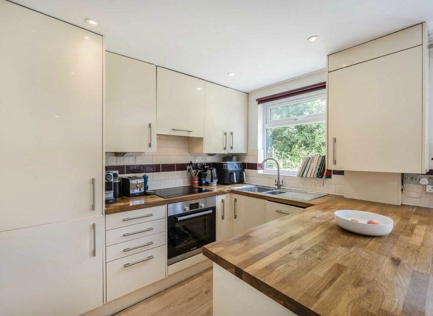 Properties for sale in Ambleside Avenue - SW16 1QP view3