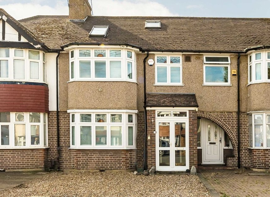 House for sale in Amhurst Gardens, Isleworth, TW7 (Ref 218587) Dexters