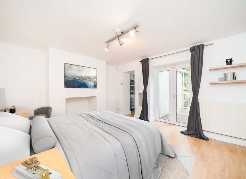 Properties for sale in Amhurst Road - E8 1JH view6