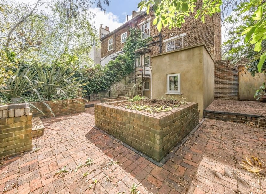 Properties for sale in Amhurst Road - E8 1JH view4