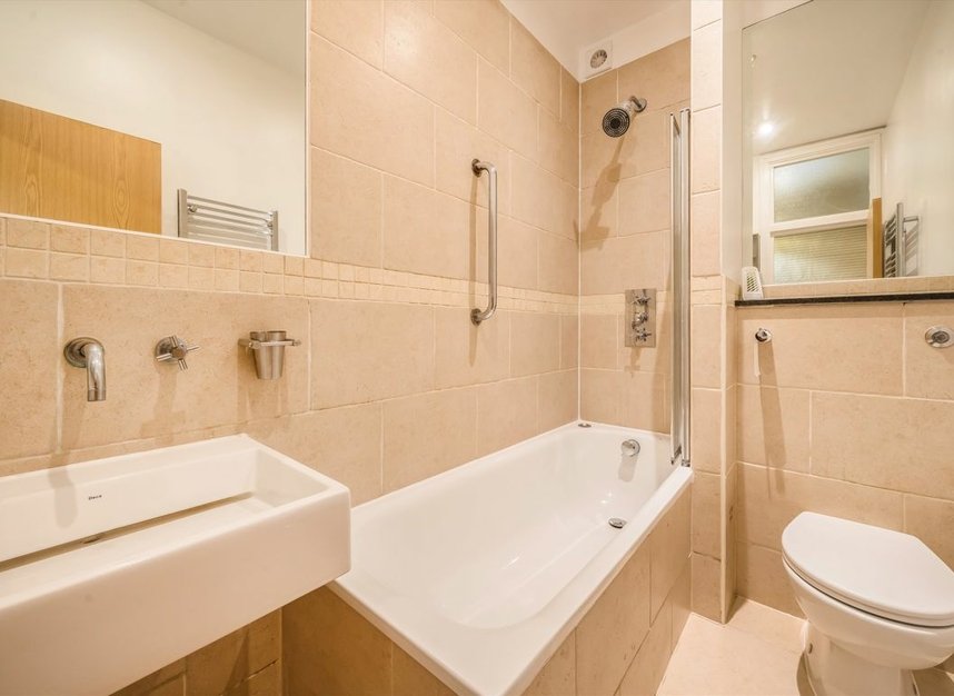 Properties sold in Amhurst Road - N16 7UL view7
