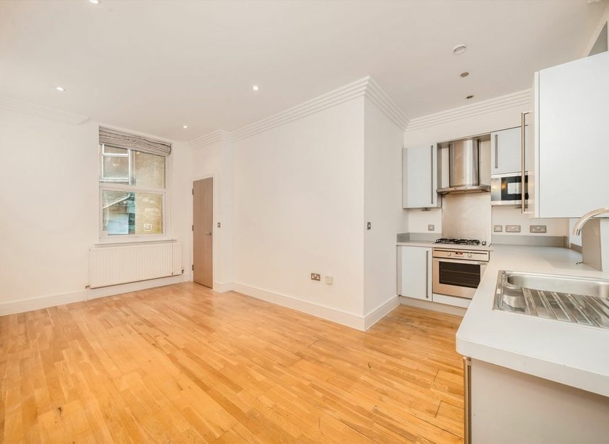 Properties sold in Amhurst Road - N16 7UL view4