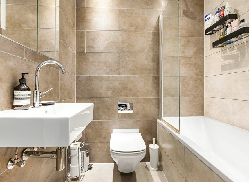 Properties for sale in Andre Street - E8 2AA view9