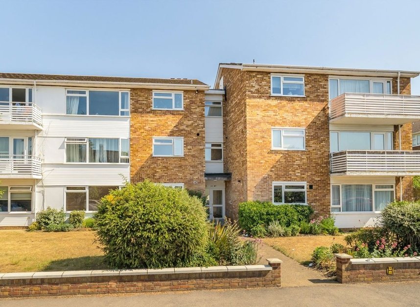 Properties for sale in Anglesea Road - KT1 2ET view1