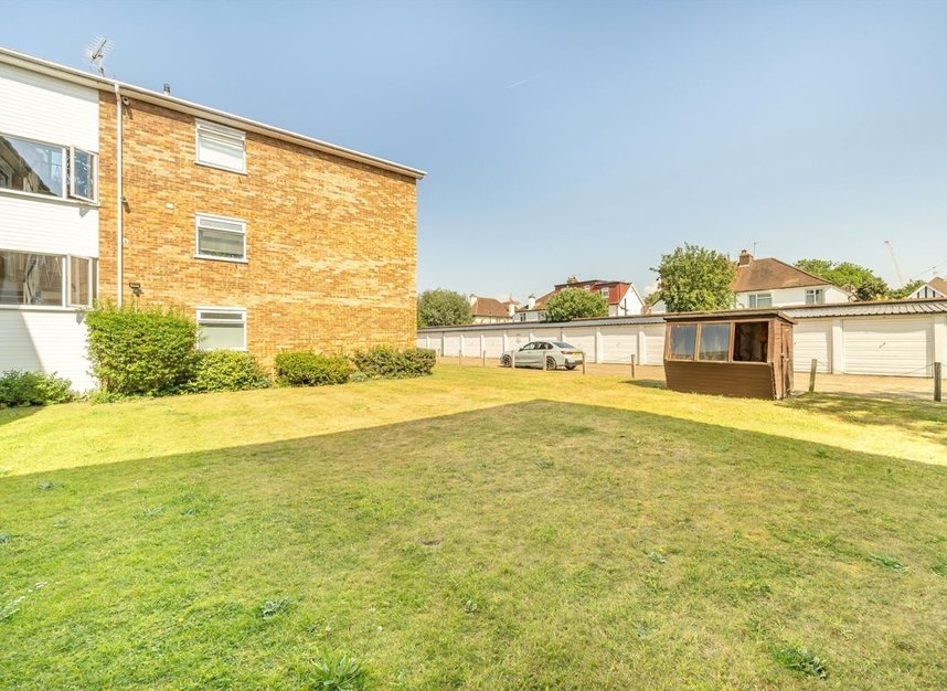 Properties for sale in Anglesea Road - KT1 2ET view6