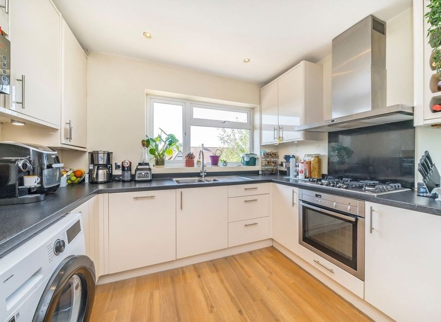 Properties for sale in Anglesea Road - KT1 2ET view3