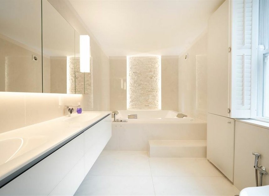 Properties for sale in Ansdell Terrace - W8 5BY view5