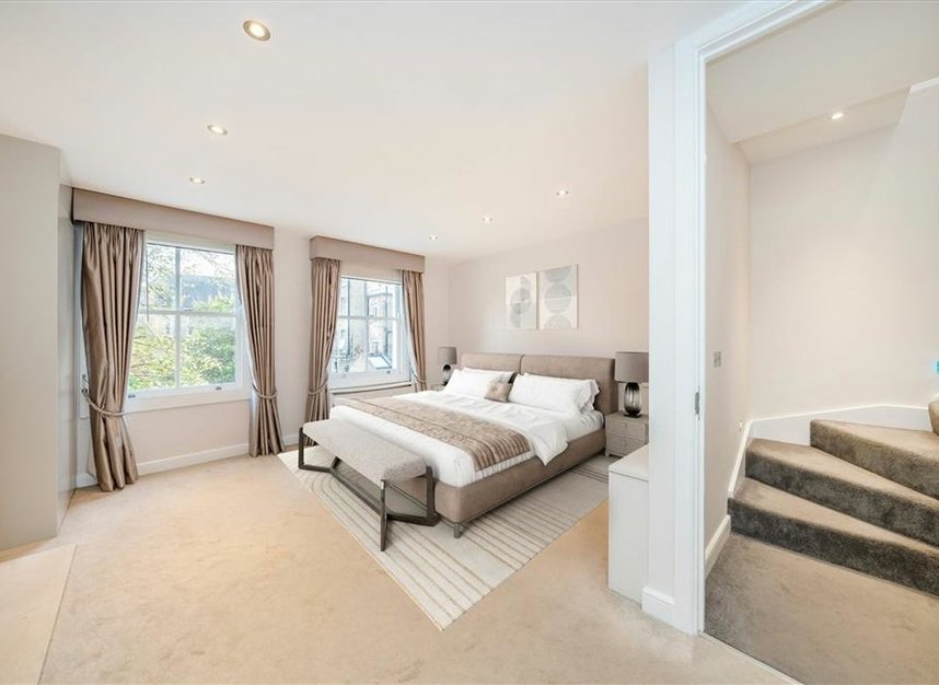 Properties for sale in Ansdell Terrace - W8 5BY view7