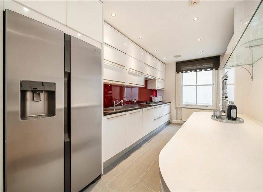 Properties for sale in Ansdell Terrace - W8 5BY view5