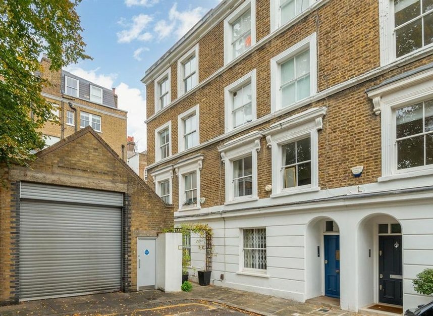 Properties for sale in Ansdell Terrace - W8 5BY view1