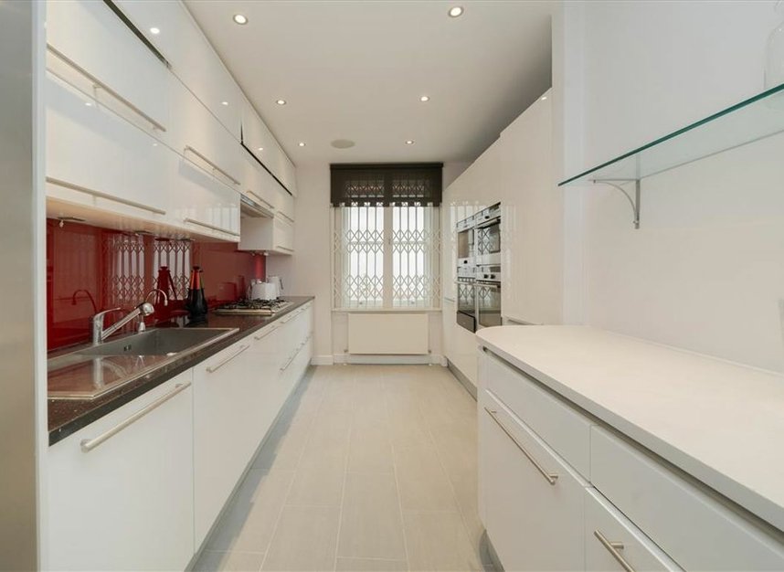 Properties for sale in Ansdell Terrace - W8 5BY view4