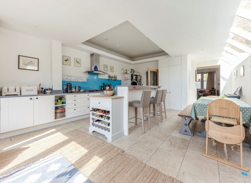 Properties for sale in Antrobus Road - W4 5NQ view2