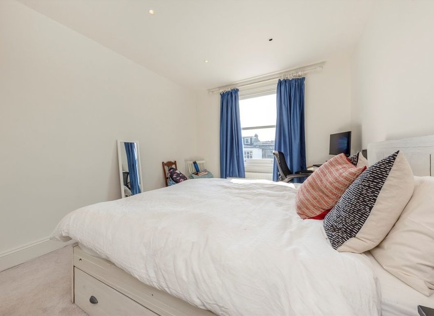 Properties for sale in Antrobus Road - W4 5NQ view5