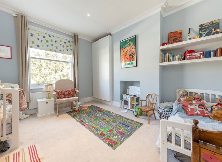 Properties for sale in Antrobus Road - W4 5NQ view7