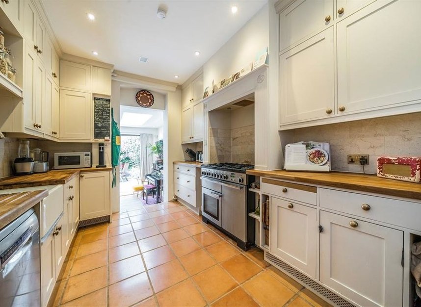 Properties for sale in Arbour Square - E1 0SH view7