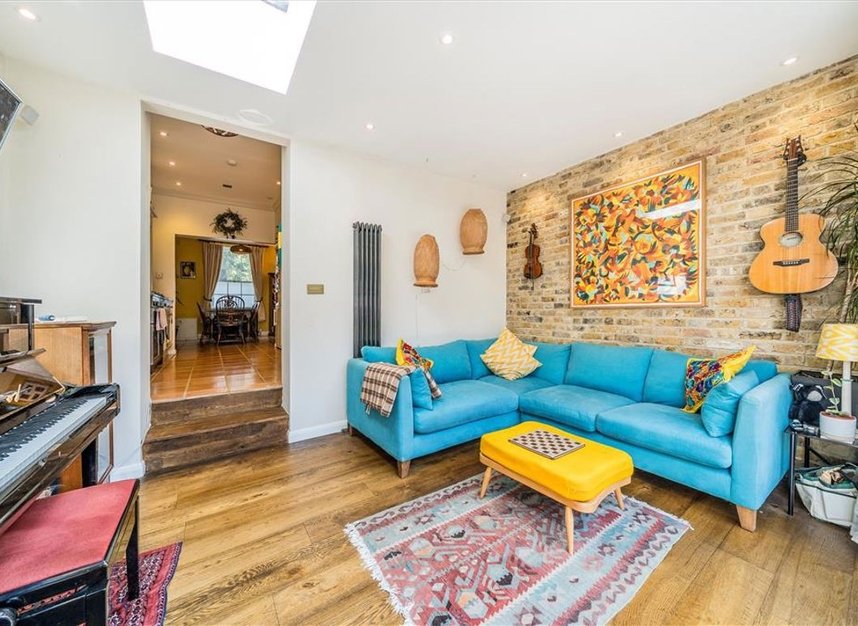 Properties for sale in Arbour Square - E1 0SH view3