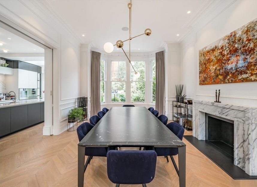 Properties for sale in Arkwright Road - NW3 6BH view10