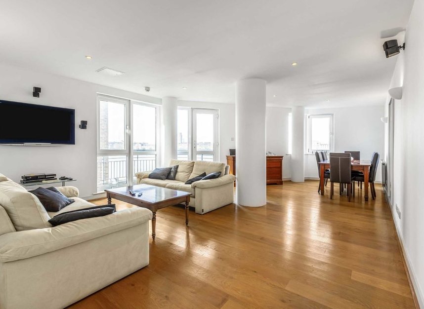 Flat for sale in Arnhem Place, London, E14 (Ref 225060) Dexters