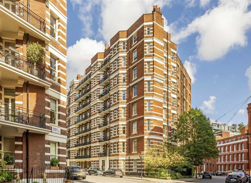 Properties for sale in Ashley Gardens - SW1P 1HN view1