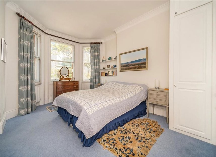 Properties for sale in Ashley Gardens - SW1P 1HG view7