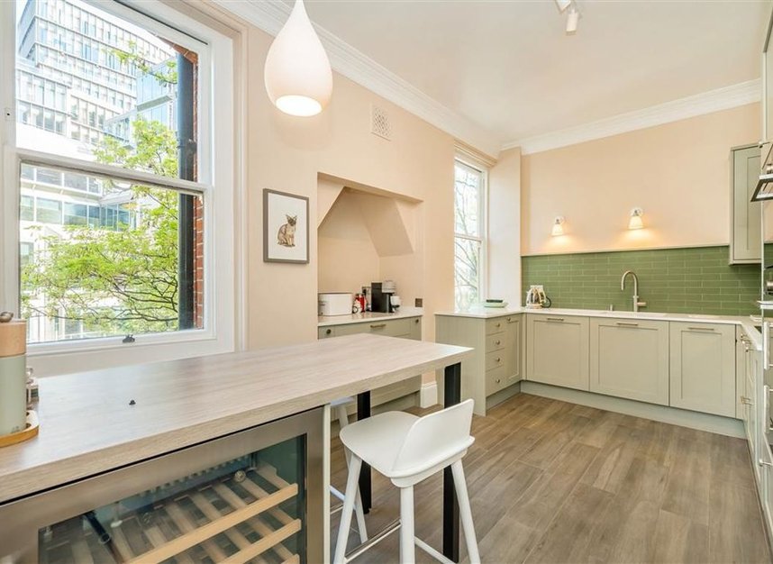 Properties for sale in Ashley Gardens - SW1P 1HG view3