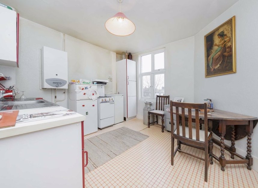 Flat for sale in Audley Road, London, NW4 (Ref 197823) Dexters