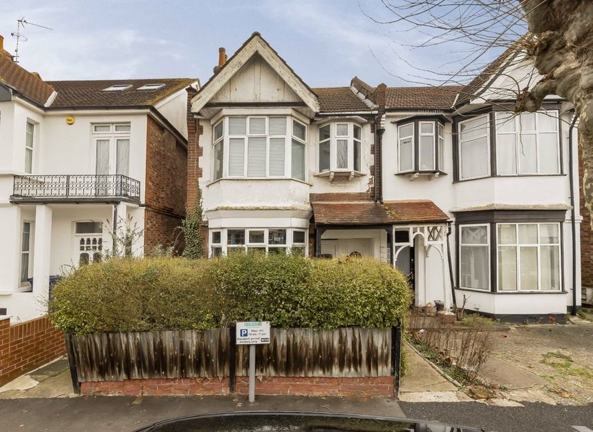 Flat for sale in Audley Road, London, NW4 (Ref 197823) Dexters