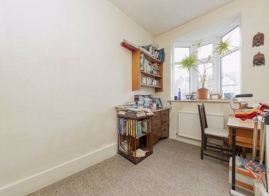Flat for sale in Audley Road, London, NW4 (Ref 197823) Dexters